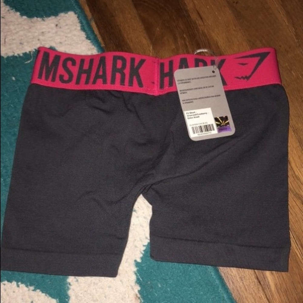 Gymshark Cranberry Shorts XS